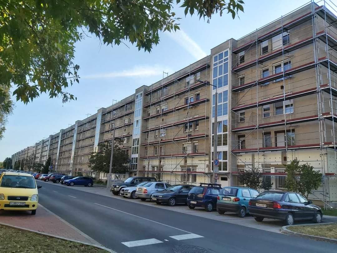 - Kulcsrakész házad