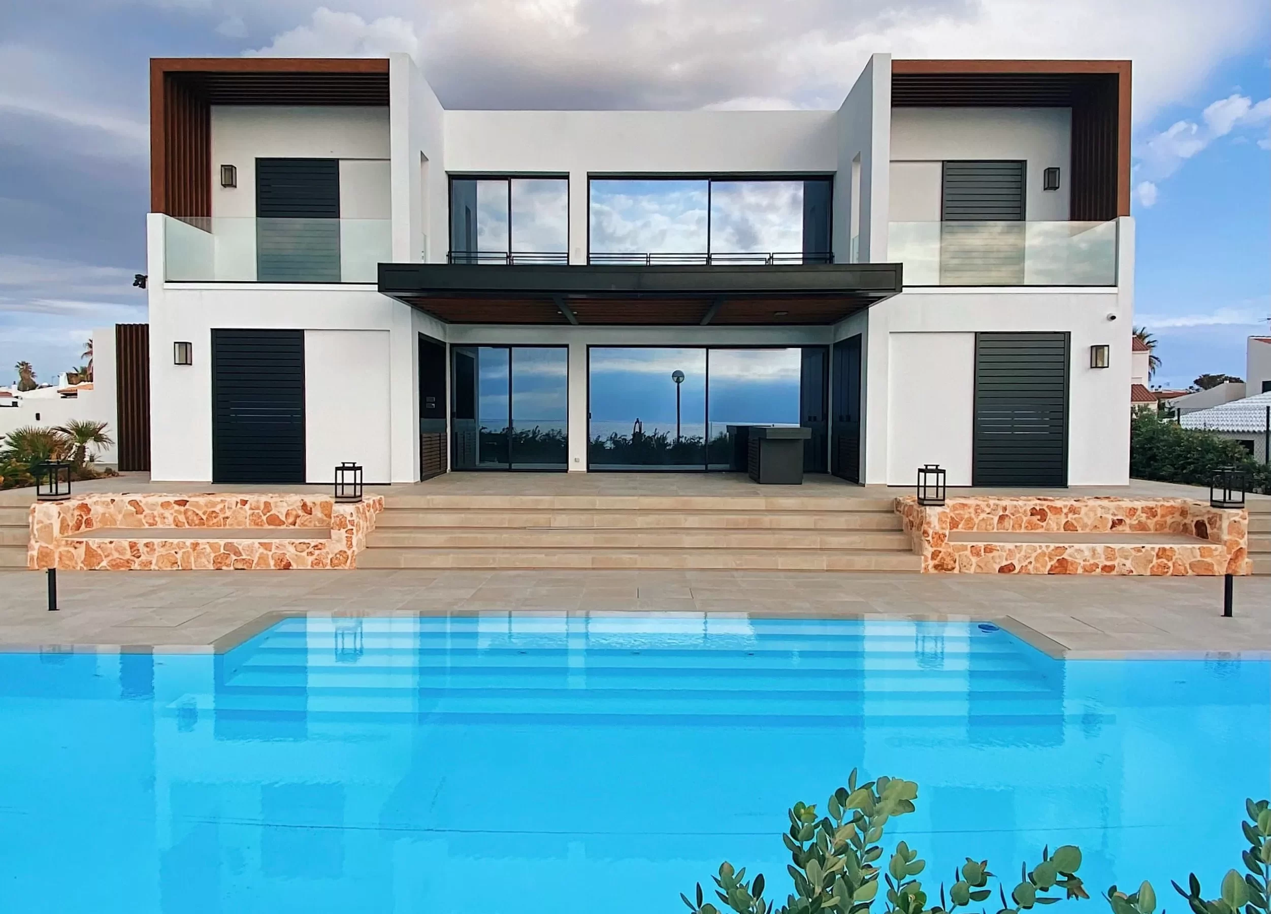 - Kulcsrakész házad