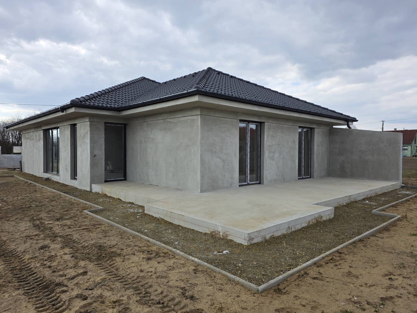 kapós liget 2.képe - Kulcsrakész házad