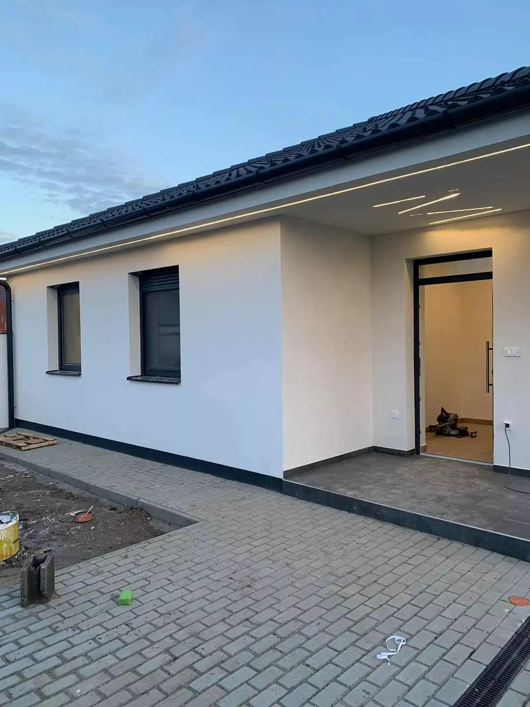 - Kulcsrakész házad