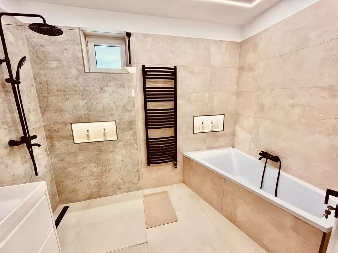 - Kulcsrakész házad