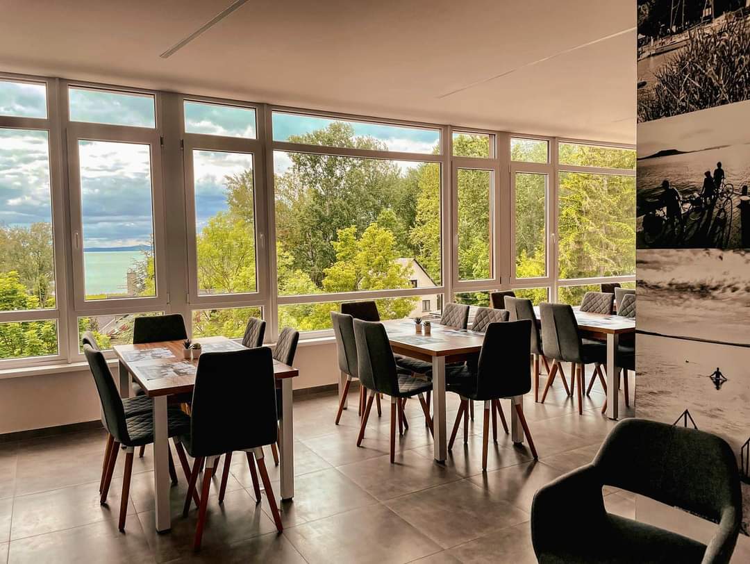 - Kulcsrakész házad